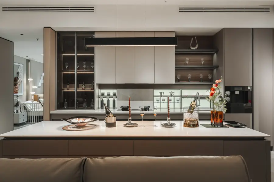 Kitchen — Houmas — photo 1